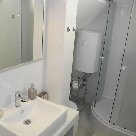 Apartman Fuer 2-3 Personen Mit Balkon By Interhome