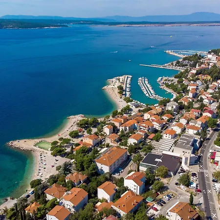 Apartman Fuer 2-3 Personen Mit Balkon By Interhome Crikvenica
