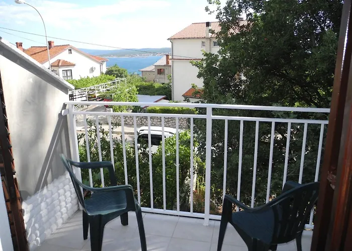 Fuer 2-3 Personen Mit Balkon By Interhome Crikvenica